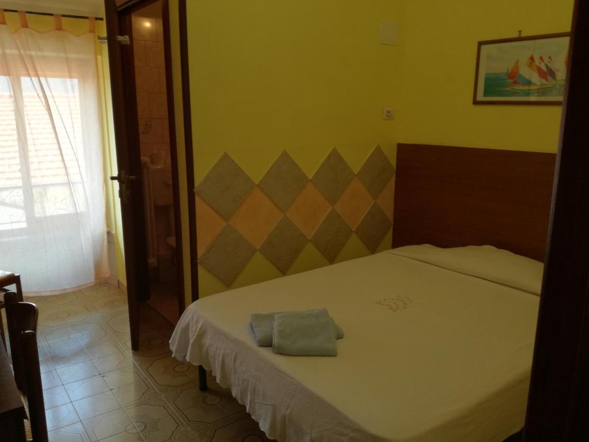 Albergo Al Castello Millesimo المظهر الخارجي الصورة