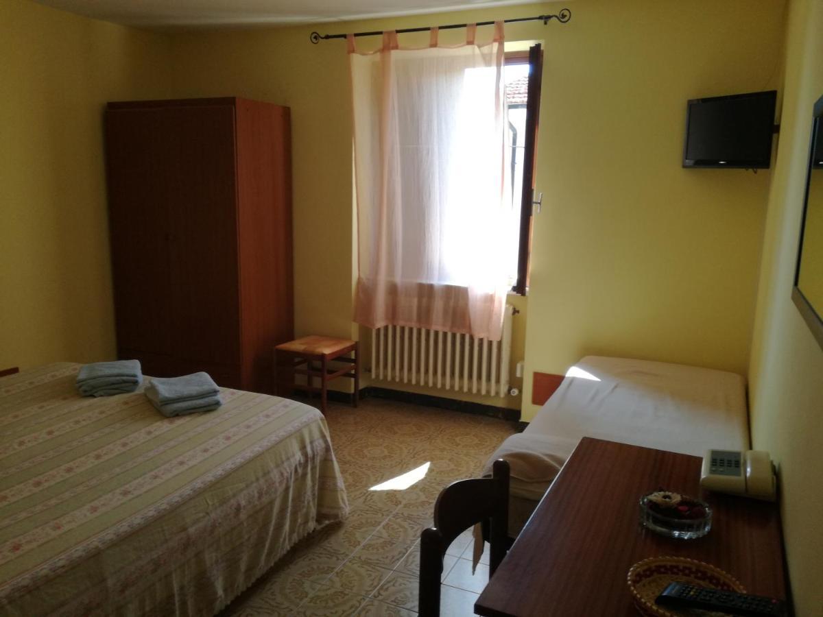 Albergo Al Castello Millesimo المظهر الخارجي الصورة
