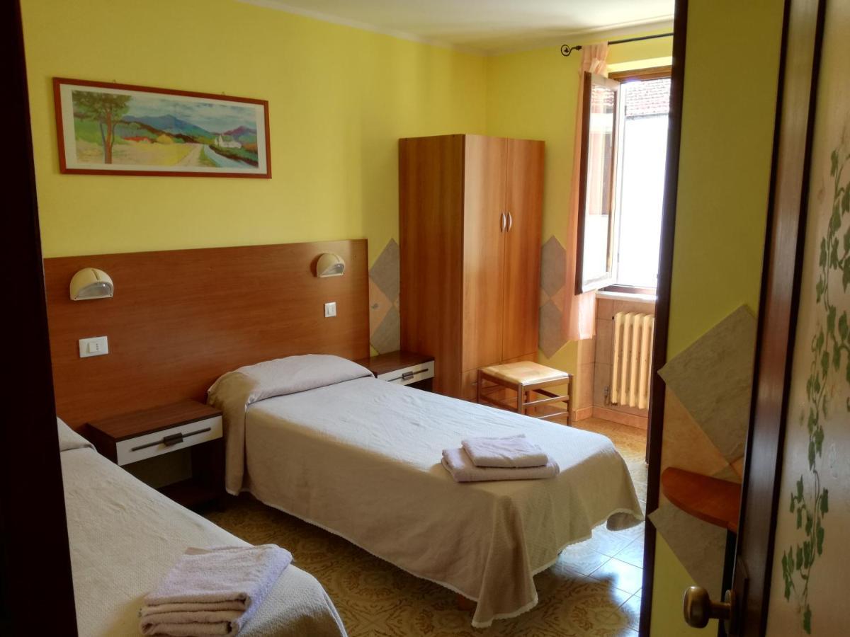 Albergo Al Castello Millesimo المظهر الخارجي الصورة