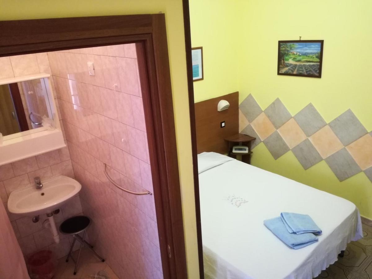 Albergo Al Castello Millesimo المظهر الخارجي الصورة